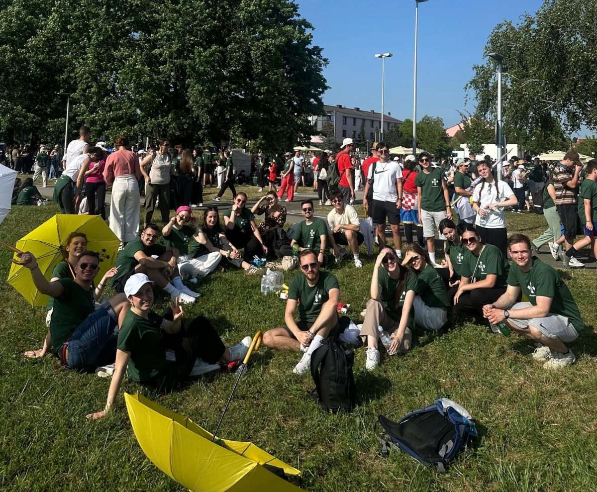 Mladi Hrvati iz Wiesbadena i Kelkheima Antunovskom hodu u Zagrebu / Foto: Fenix (Anela Bašić)