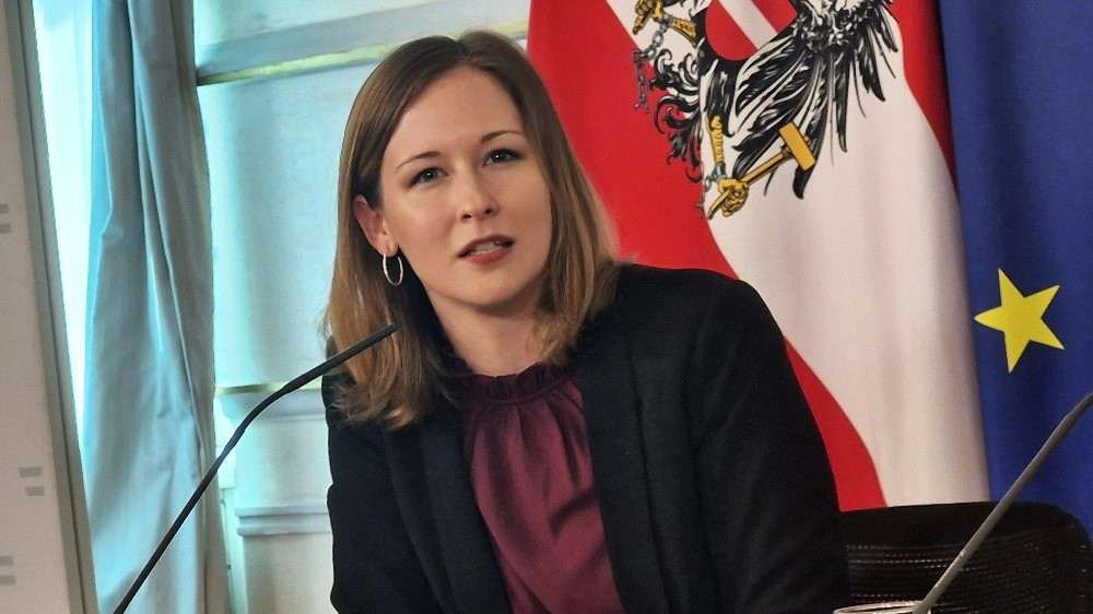 Austrijska ministrica za integraciju C. Plakolm