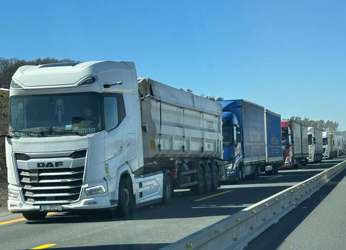 Vozač kamiona danima pijan na odmorištu (ILUSTRACIJA)/Foto: Fenix (SIM)