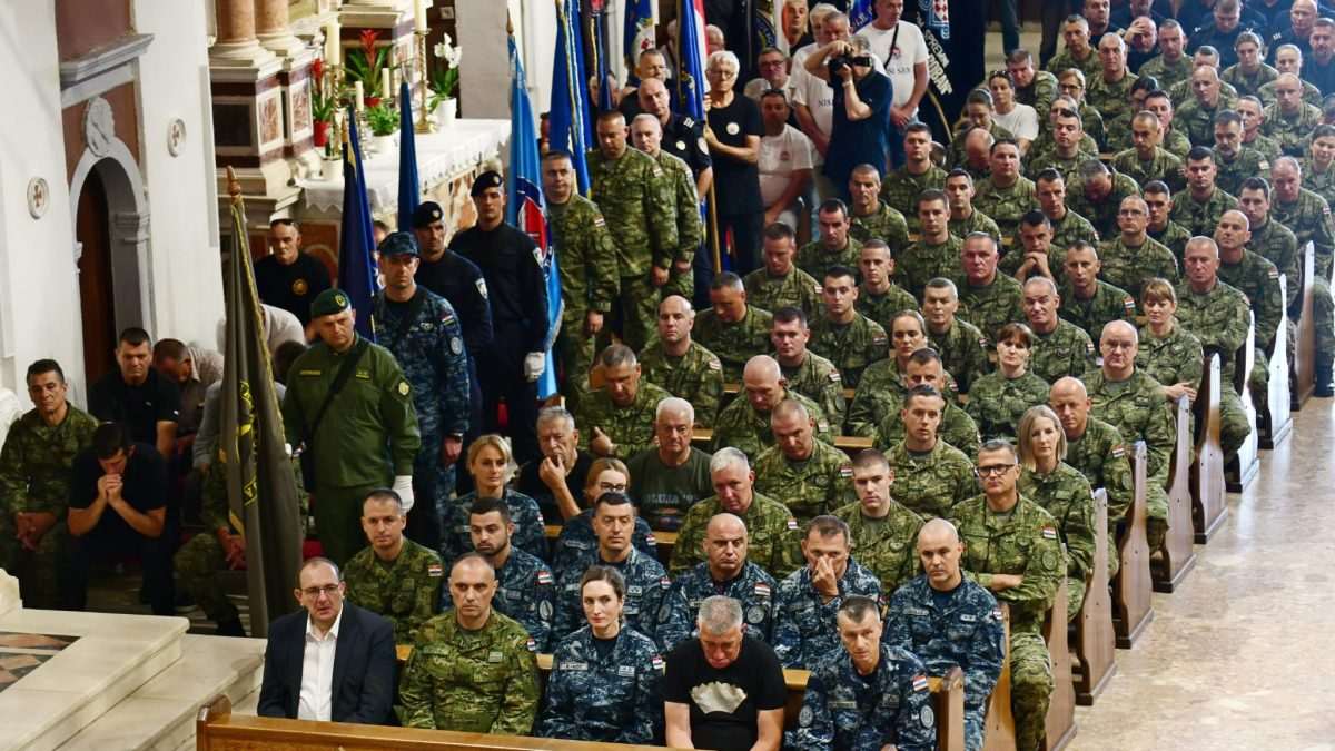 Pokrajinsko hodočašće Hrvatske vojske, policije i branitelja / Foto: Fenix (Hrvatin Vugdelija)