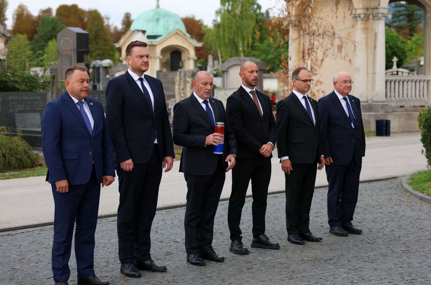 HRVATSKA VLADA: Odajemo počast žrtvama i osuđujemo zločine svih totalitarnih režima