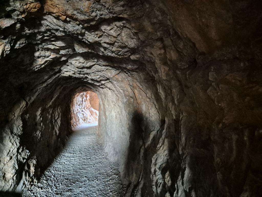 Pješački tunel koji vodi do Zavratnice / Foto: Fenix (ŽV)