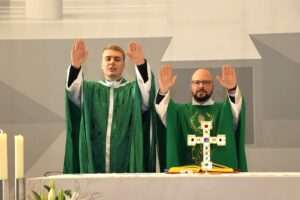 STUTTGART: Završena trodnevna proslava blagdana sv. Franje u čijoj središnjici je bilo slavlje mlade mise fra Olivera Marčinkovića