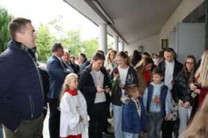 NAKON 6 GODINA SLUŽBE: Sv. misom u Bietigheim-Bissingenu od svojih vjernika se oprostio fra Ante Babić  