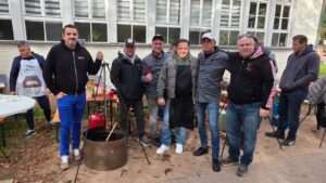 UZ VESELE ZVUKE TAMBURICE: Miris hrvatskih tradicijskih jela širi se na 4. Čobanijadi u Calwu