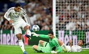 GOLIJADA U LIGI PRVAKA: Uvjerljiva 4:0 pobjeda Bayerna i težak 1:5 poraz Eintrachta, Real s 1:0 savladao Juventus, Chelsea deklasirao Ajax GOLIJADA U LIGI PRVAKA: Uvjerljiva 4:0 pobjeda Bayerna i težak 1:5 poraz Eintrachta, Real s 1:0 savladao Juventus, Chelsea deklasirao Ajax