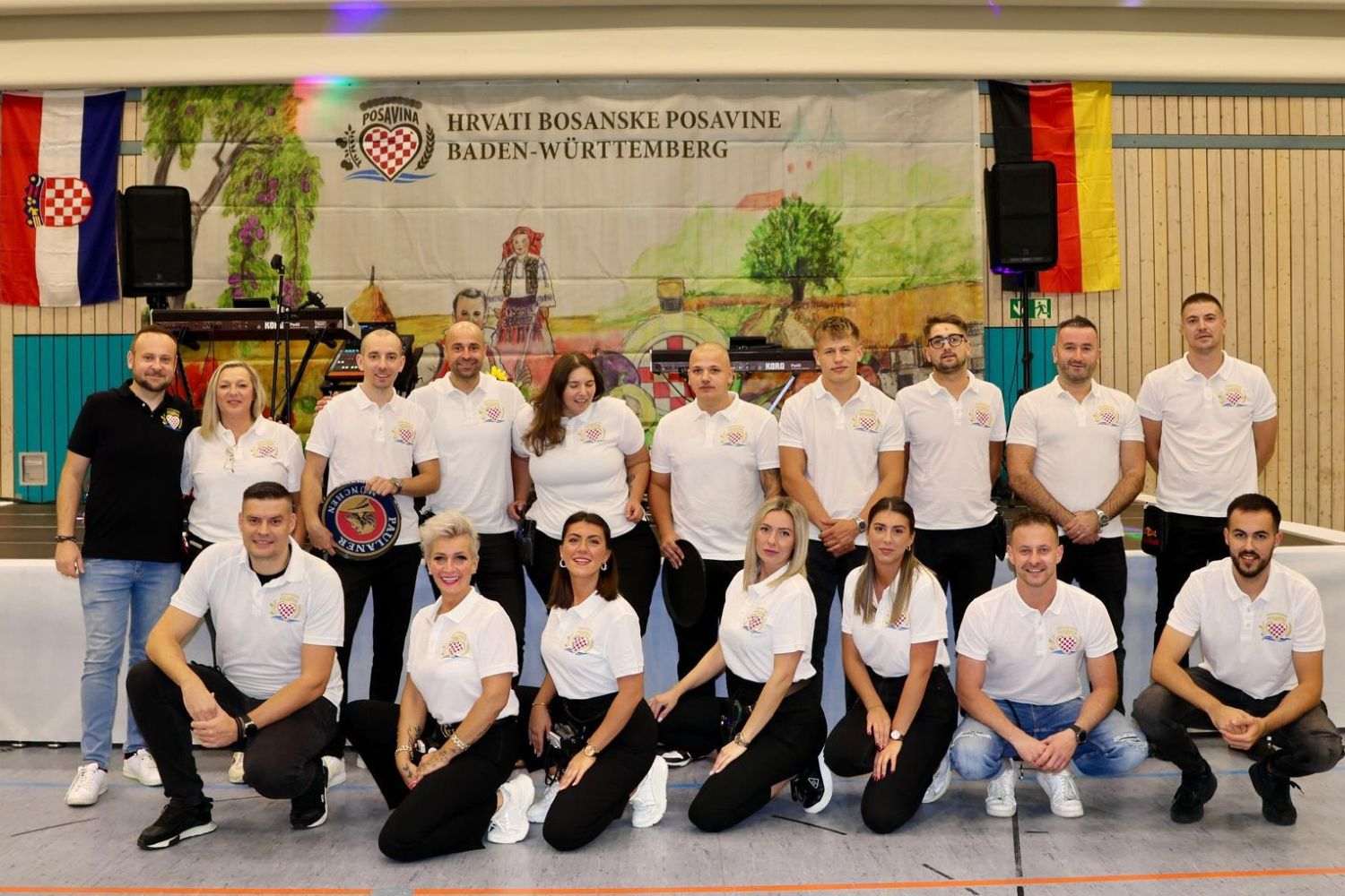 POSAVSKA VEČER U STUTTGARTU: Više od 1.100 gostiju na 10. kulturno-zabavnoj manifestaciji Hrvata iz Bosanske Posavine