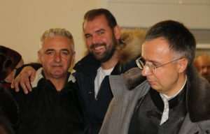 U JUBILARNOJ GODINI U HKŽ WIESBADEN BLAGOSLOVLJEN STOLJETNI KRIŽ - Fra Petar Klapež: Mnogima danas smeta križ!