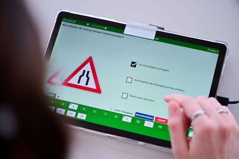 Vozačka obuka / Foto: Sebastian Gollnow/dpa