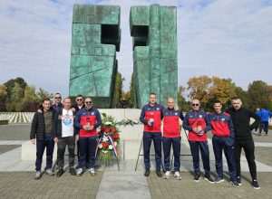DUBROVČANI SLAVILI U VUKOVARU: GOŠK Dubrovnik Veteran '79 pobjednik turnira veterana hrvatskih branitelja “Blago Zadro”