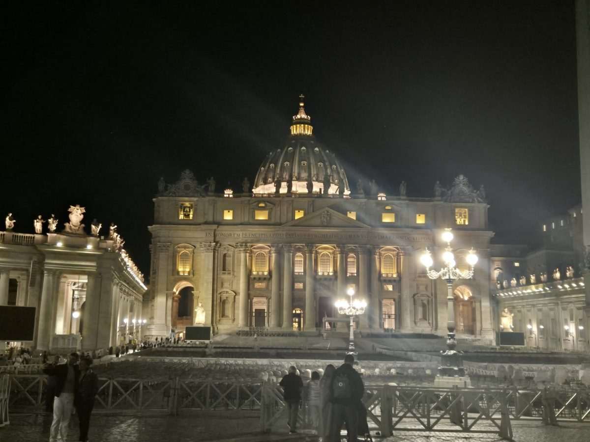 SVETA VRATA U VATIKANU: Znate li što predstavljaju, kakvo je porijeklo, kad se zatvaraju, što znači potpuni oprost...