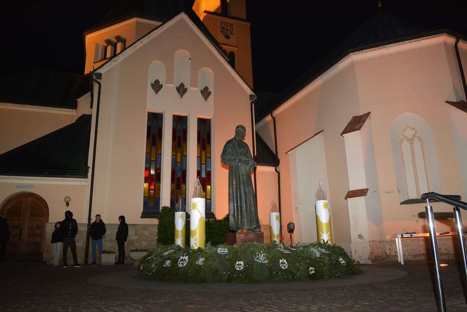 NADBISKUP KUTLEŠA PORUČIO IZ KRAŠIĆA: Blaženi Stepinac je u mračnim vremenima nosio svjetlo nade