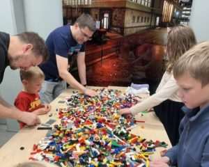 „LEGO“ AVANTURA U OSLU: Učenici Hrvatske dopunske škole u Oslu proveli dan ispunjen kreativnošću, bojama i idejama