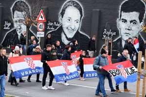 34. GODIŠNJICA STRADANJA VUKOVARA: Državna izaslanstva položila vijence na Ovčari Vukovar: Križni put - Kolona sjećanja/ Foto: Hina