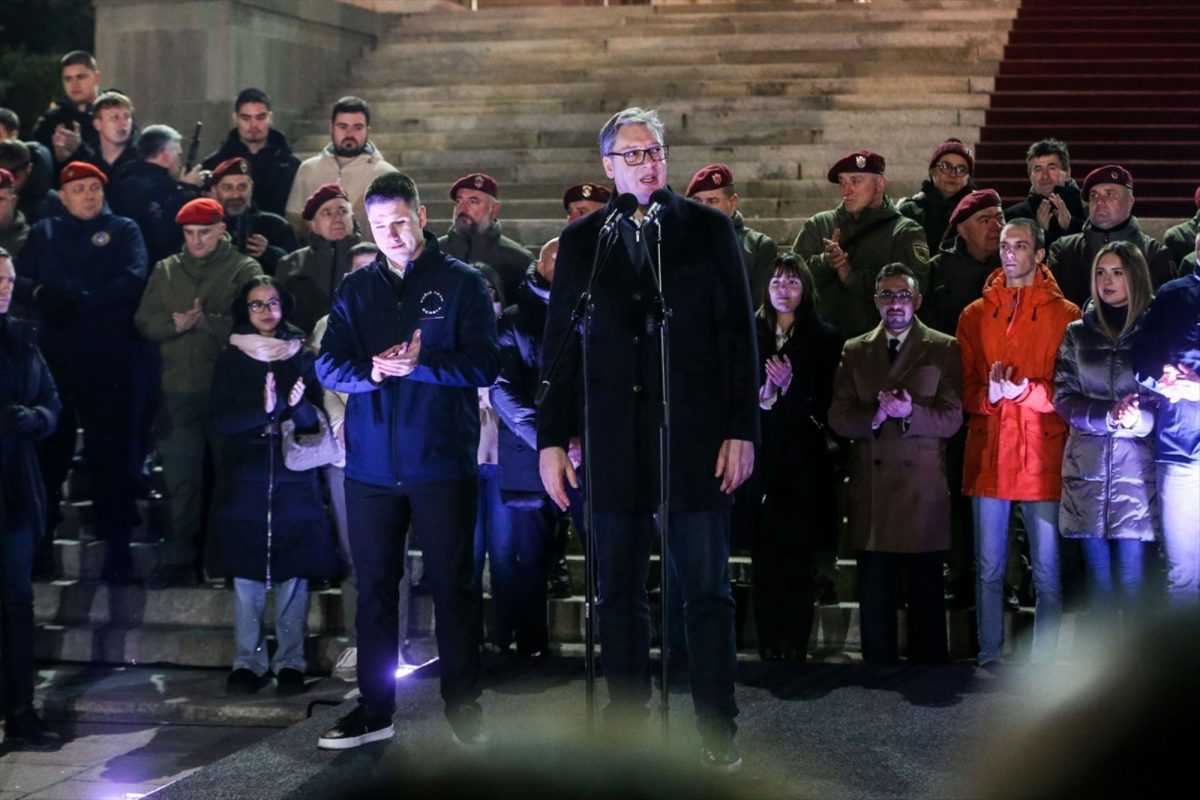 (NE)OČEKIVANO: Vučić najavio prijevremene parlamentarne izbore u Srbiji (NE)OČEKIVANO: Vučić najavio prijevremene parlamentarne izbore u Srbiji