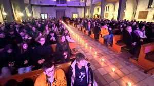NA POZIV FRA IVANA GRUBIŠIĆA: Božićni koncert u Offenbachu/M sa Stijepom Gleđom Markosom i Maxom Hozićem polučio ogroman uspjeh  