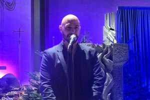 NA POZIV FRA IVANA GRUBIŠIĆA: Božićni koncert u Offenbachu/M sa Stijepom Gleđom Markosom i Maxom Hozićem polučio ogroman uspjeh  