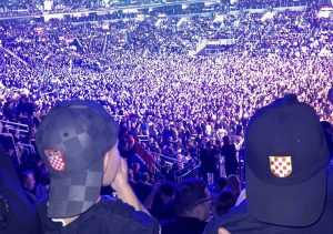 M.P. THOMPSON U ARENI ZAGREB: Izveo sve svoje najveće hitove, Tomaševića i Možemo nazvao „ekstremnom ljevičarskom sektom“