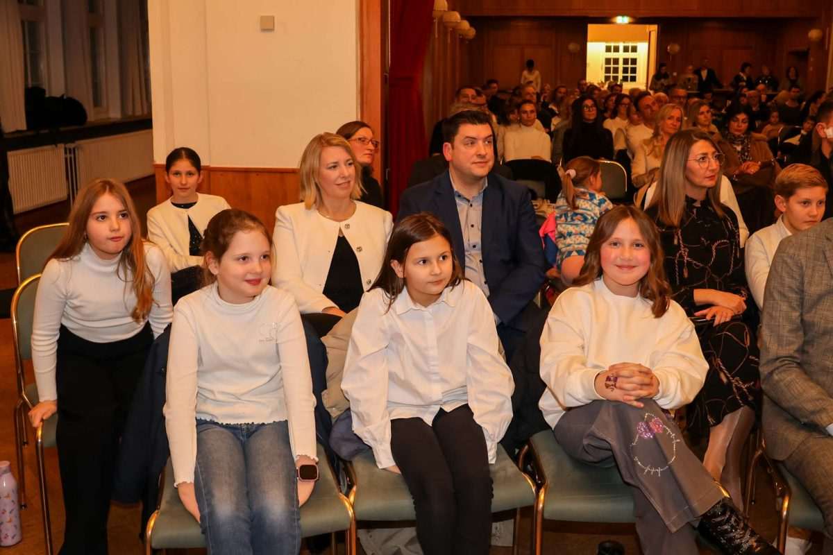 Božićni koncert Hrvatske nastave u Stuttgartu / Foto: Fenix ((Jelena Trieb)
