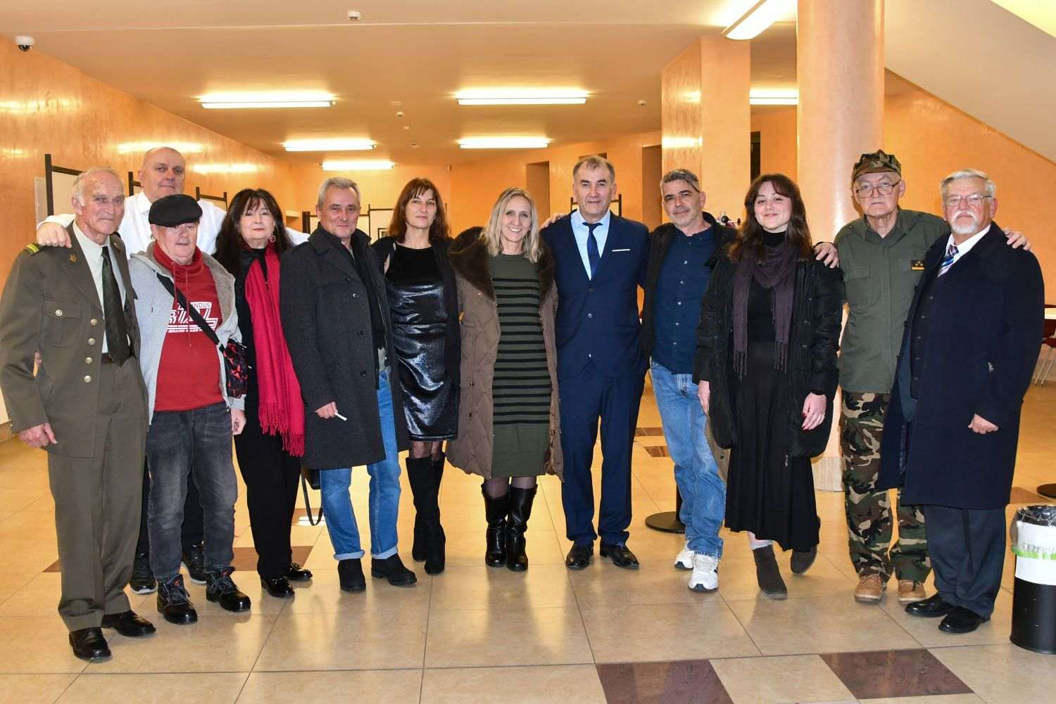 "OSIJEK JE OBRANJEN SRCEM": Veličanstvena domoljubna svečanost za očuvanja sjećanja na najteže dane obrane Osijeka