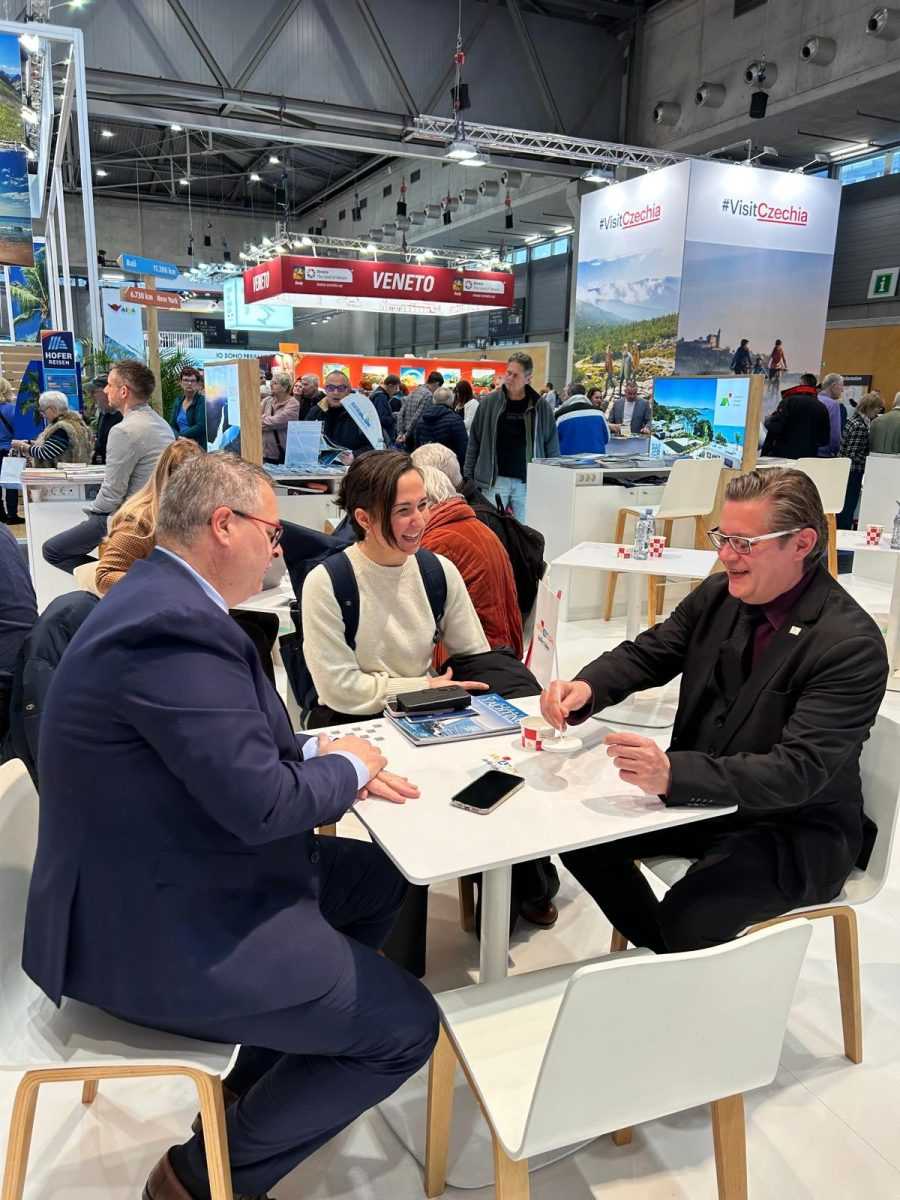 DOBRE VIJESTI S BEČKOG TURISTIČKOG SAJMA “ODMORI 2026”: Hrvatska, druga najtraženija destinacija u Austriji. Sigurnost, atraktivnost i dostupnost vlastitim vozilom, važni aduti