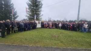 OŠTARIJE: Otkriven spomenik kralju Tomislavu u čast 1100. obljetnice Hrvatskoga Kraljevstva