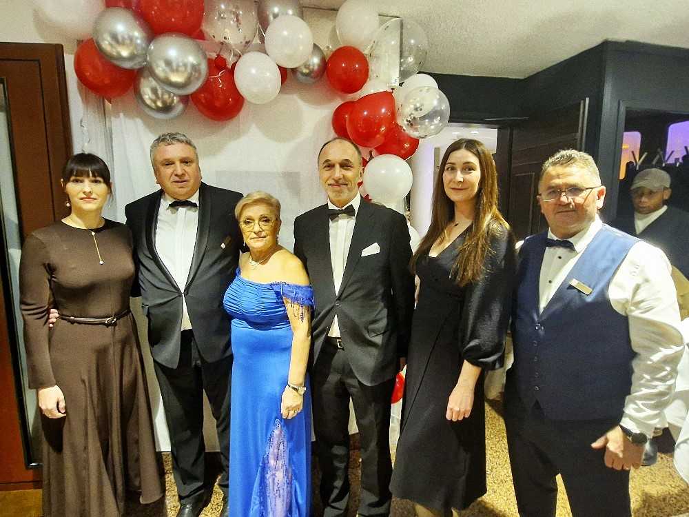 AUSTRIJSKO-HRVATSKA ZAJEDNICA ZA KULTURU I ŠPORT: U Beču održan 33. Hrvatski bal. Oko 350 gostiju nazočilo promociji snage hrvatske kulture, identiteta i zajedništva