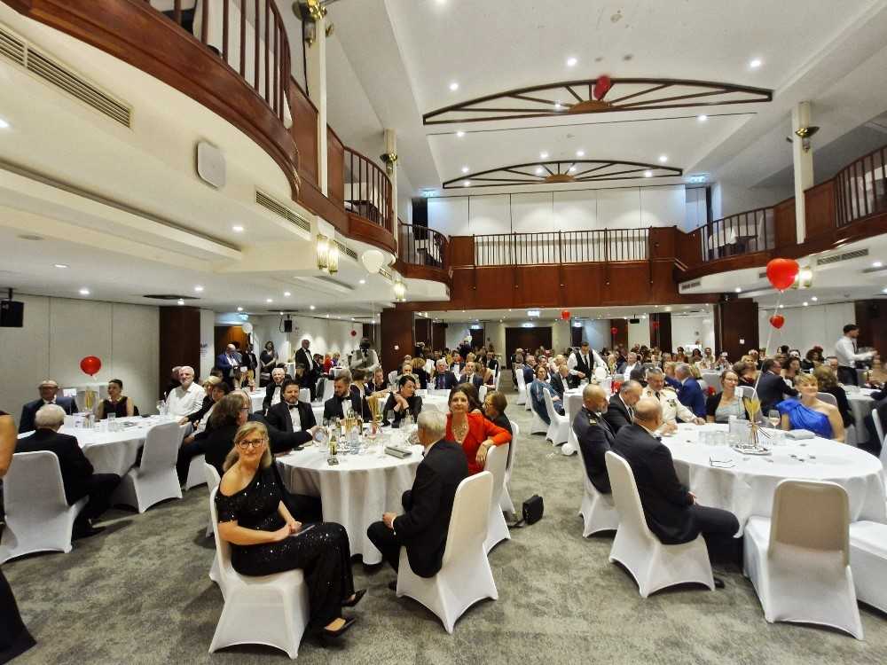 AUSTRIJSKO-HRVATSKA ZAJEDNICA ZA KULTURU I ŠPORT: U Beču održan 33. Hrvatski bal. Oko 350 gostiju nazočilo promociji snage hrvatske kulture, identiteta i zajedništva