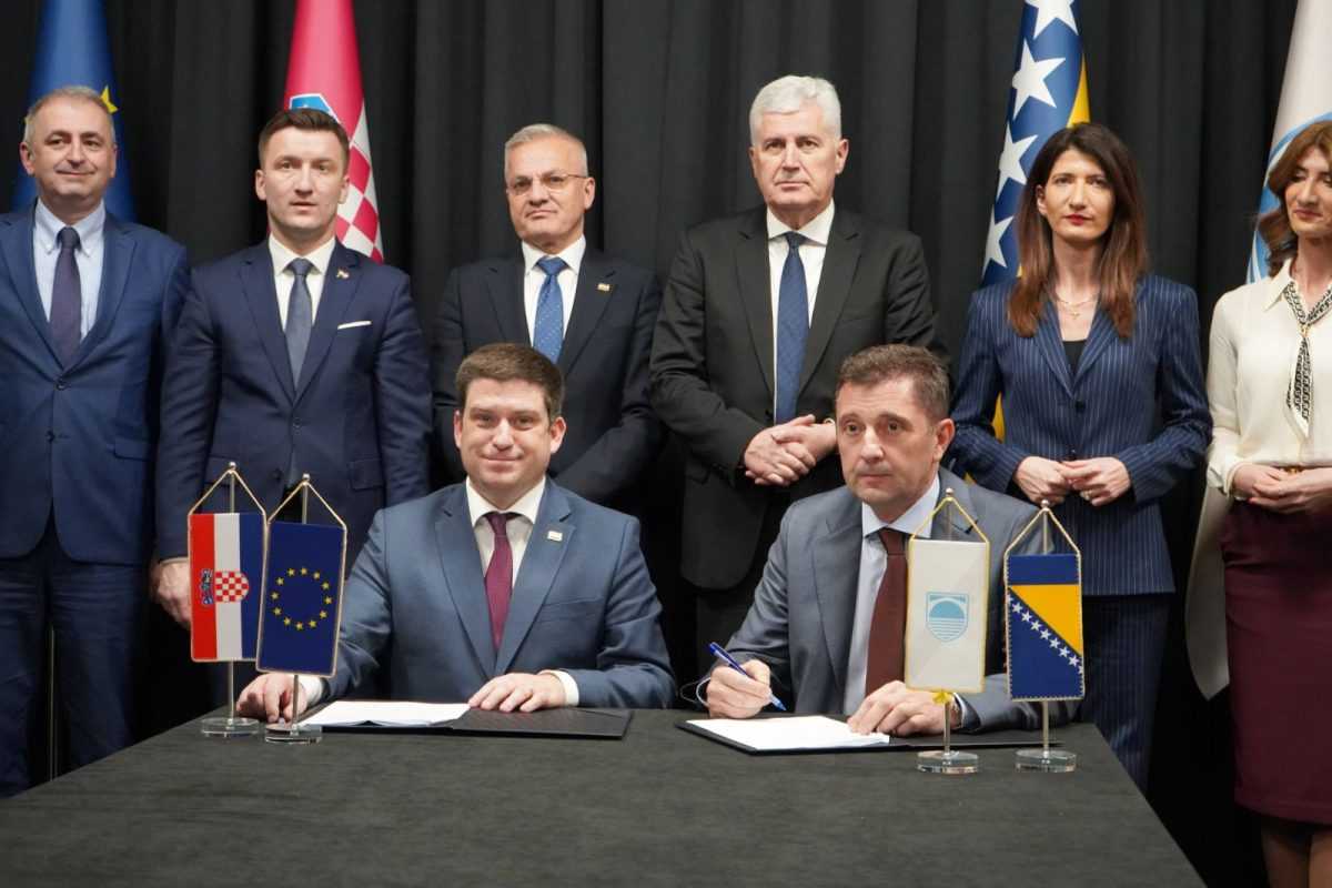 Potpisivanje Sporazuma / Foto: HNS