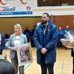 HRVATSKA JOŠ SLAVI BRONCU: Zadar dočekao svoje brončane rukometaše, Sigurðsson zasvirao na gitari, u Kutini doček za Leona Šušnju Doček Leona Šušnje u Kutini / Foto: Fenix (Sandra Graf)