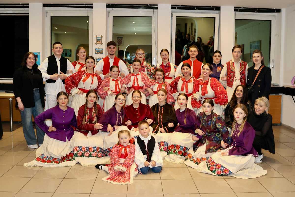 „LIJEPA NAŠA KROZ OBJEKTIV“: Emocije, ponos i neraskidivo zajedništvo u Stuttgartu