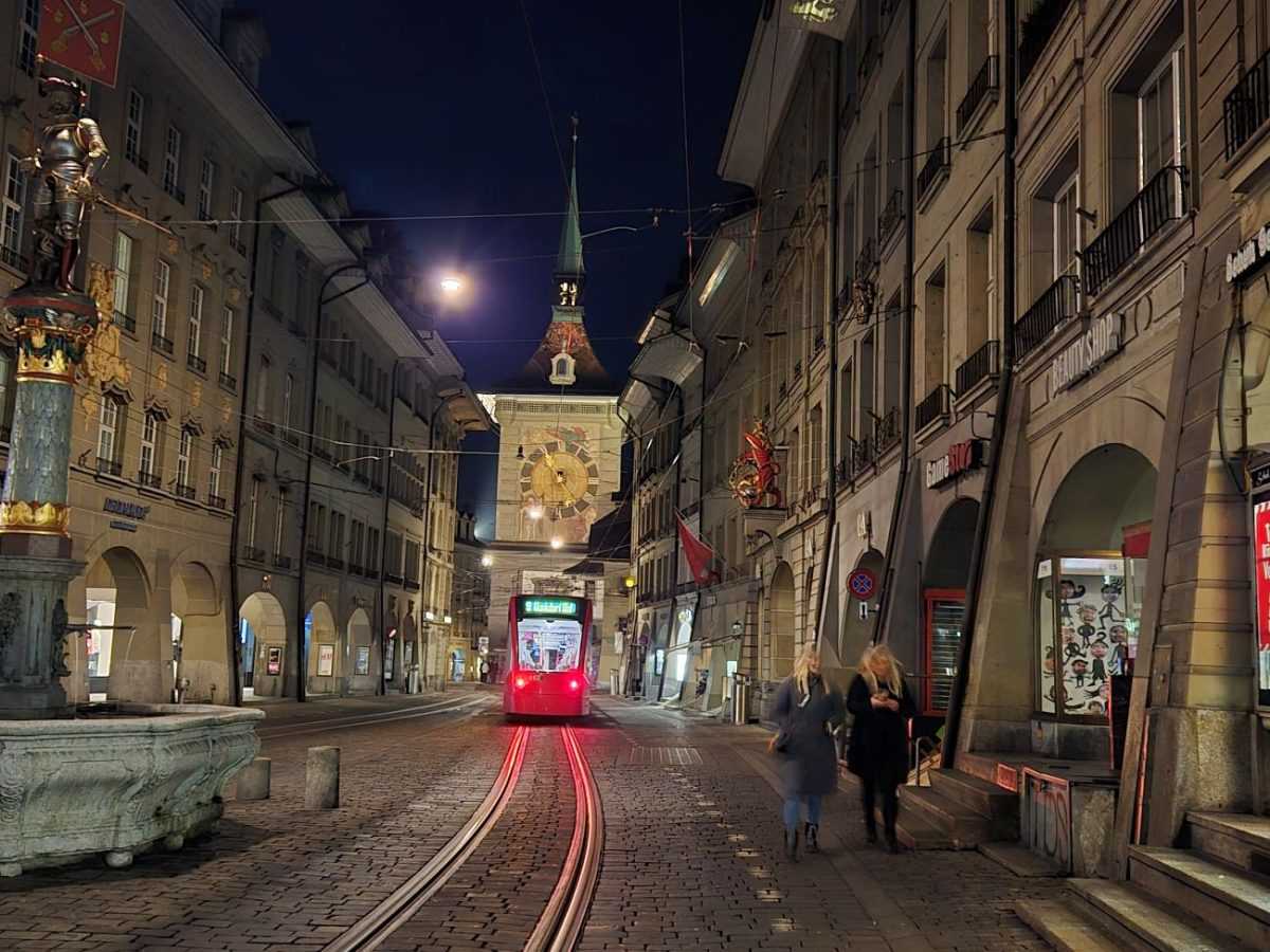 BERN - SVE SAMO NE OBIČAN GRAD: Što je u brojnim podrumima, zašto medvjed iznad grada, Eistein i još puno toga!