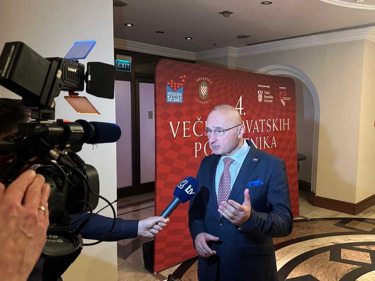 REKORDAN ODAZIV U ZAGREBU: Više od 400 povratnika na okupu, podaci potvrđuju – Hrvati se vraćaju doma REKORDAN ODAZIV U ZAGREBU: Više od 400 povratnika na okupu, podaci potvrđuju – Hrvati se vraćaju doma
