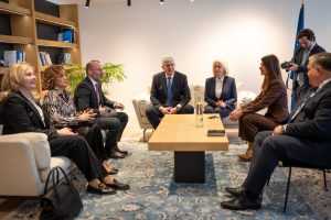 Izaslanstvo HDZ BiH s europskom dužnosnicima u Bruxellesu / Foto: HDZ BiH