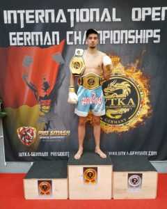 SJAJAN USPJEH: Manuel Bodrožić osvojio dva pojasa prvaka Njemačke u Arnsbergu  