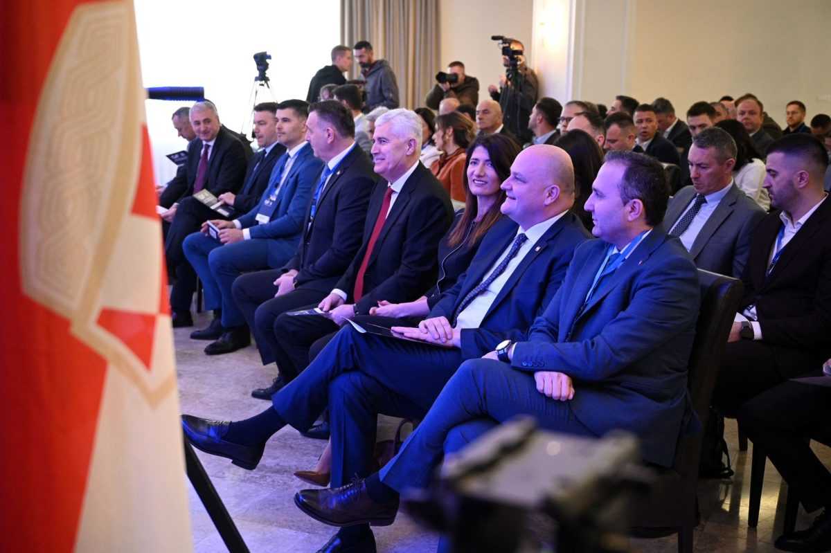 Gospodarski forum / Foto: HNS