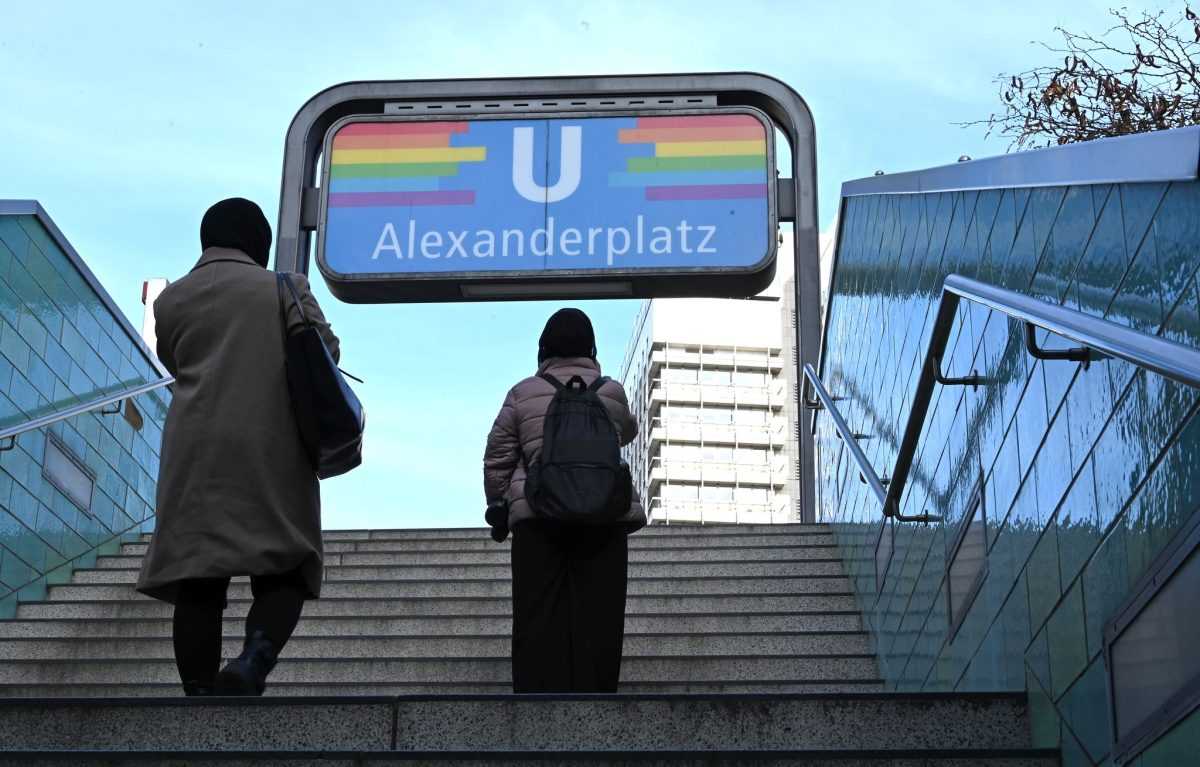 Žene s maramama / Foto: Elisa Schu/dpa