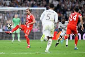 BAVARSKA OPSADA MADRIDA: Bayern srušio Real na Bernabeu, Kane i Diaz utišali kraljeve