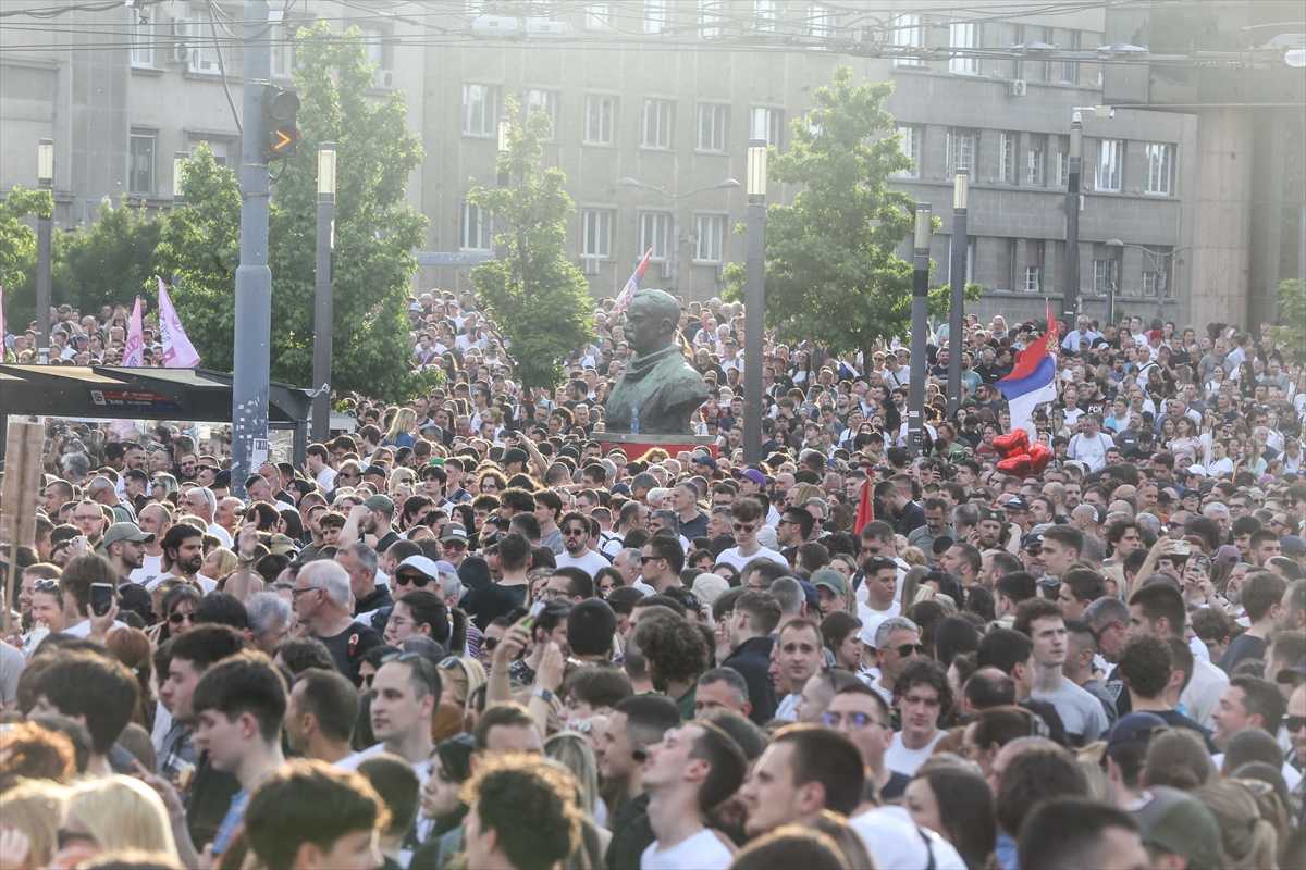 KAOS U BEOGRADU: Policija intervenirala na prosvjedu "Studenti pobjeđuju"