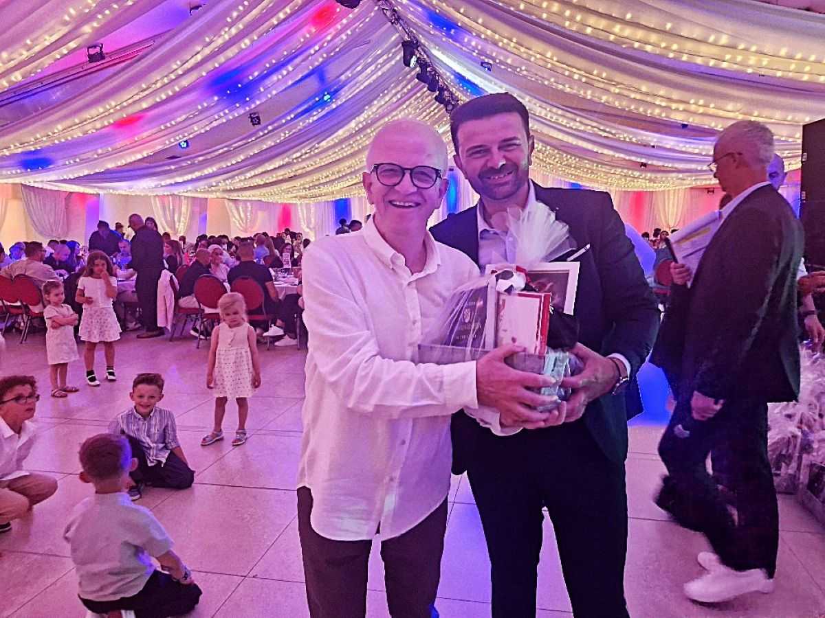 SPORTSKO-GLAZBENI SPEKTAKL U BEČU: Za 20. rođendan SK Cro Vienna stigla Maja Šuput i legende hrvatskog nogometa