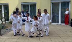 FOLKLOROM DO SRCA: KUD Croatia Heilbronn pjesmom i plesom razveselio stanare doma „Haus am See“