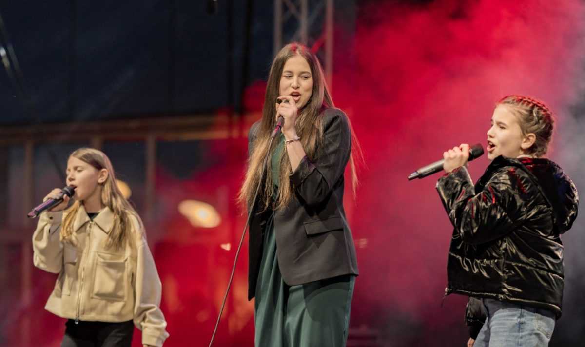 Nina Vujević u sredini / Foto: Fenix (Silvije Šimac)