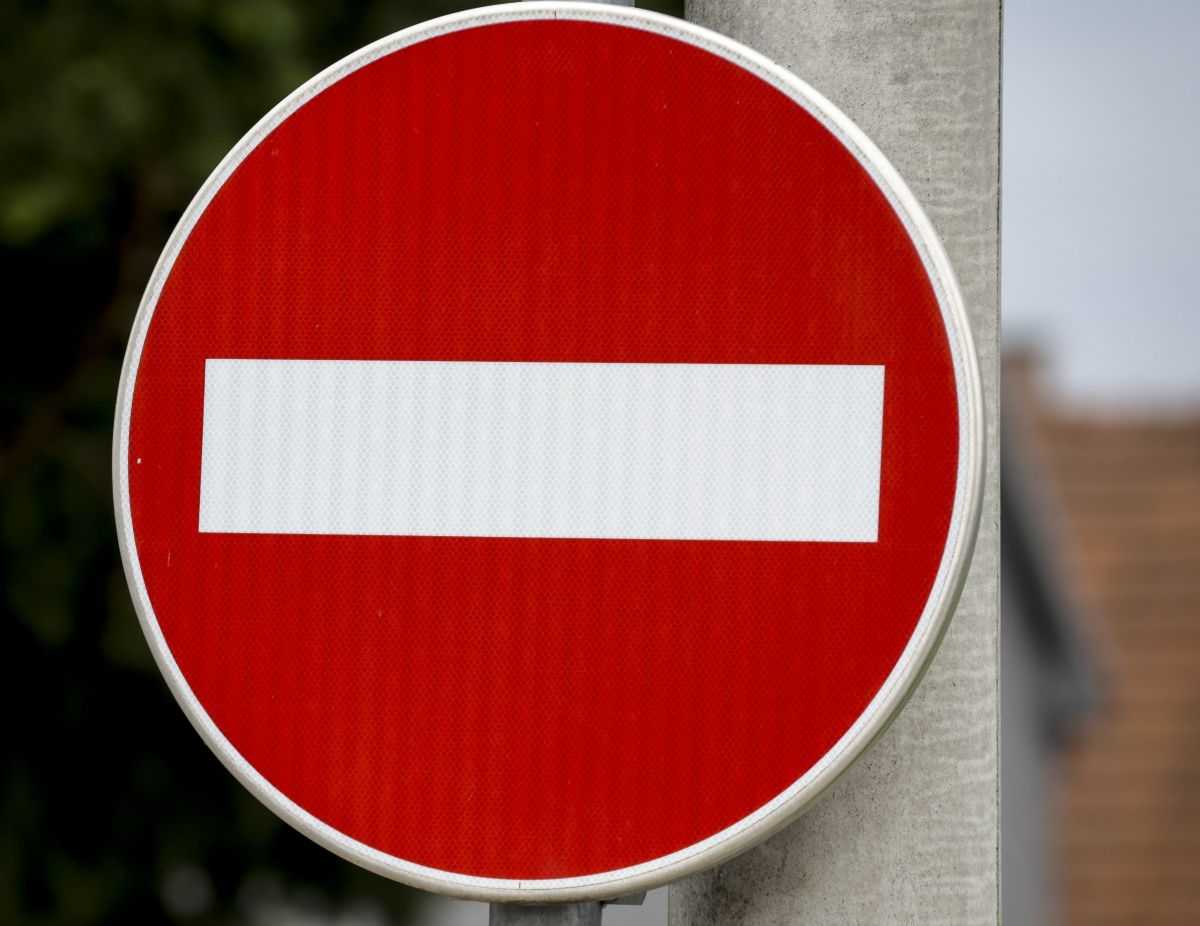 prometni znak zabrana