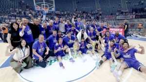 SLAVLJE I TUGA NA VIŠNJIKU: Cibona pred 9.000 navijača u Zadru osvojila 21. naslov prvaka Hrvatske