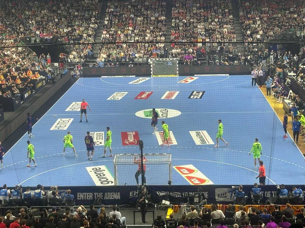 SVJETSKA DOMINACIJA SE NASTAVLJA: Barcelona u Kölnu slomila Berlin za rekordan 13. naslov prvaka Europe! SVJETSKA DOMINACIJA SE NASTAVLJA: Barcelona u Kölnu slomila Berlin za rekordan 13. naslov prvaka Europe!