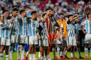 ARGENTINA PREGAZILA ALŽIR: Messi s 3 pogotka ispisao povijest ARGENTINA PREGAZILA ALŽIR: Messi s 3 pogotka ispisao povijest