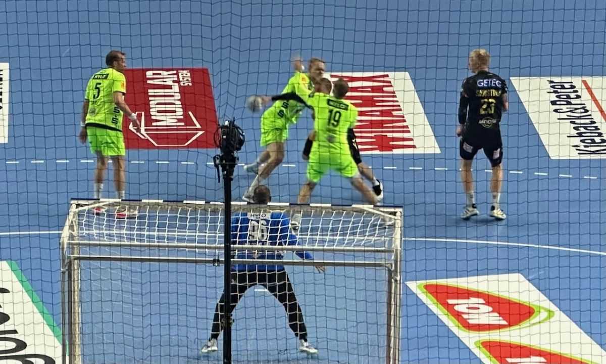 RUKOMETNI SPEKTAKL: Füchse Berlin srušio Magdeburg s 40:35 u prepunoj Lanxess Areni RUKOMETNI SPEKTAKL: Füchse Berlin srušio Magdeburg s 40:35 u prepunoj Lanxess Areni