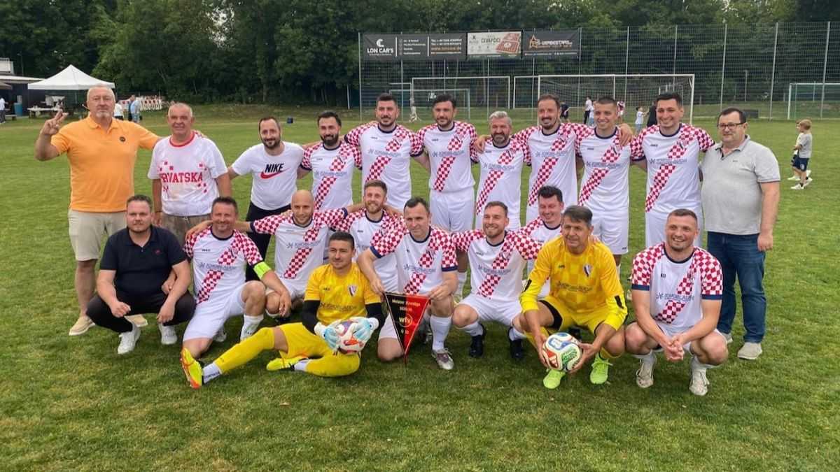 VETERANI CROATIJE HEILBRONN ISPISALI POVIJEST: Osvojili naslov prvaka i ostvarili plasman u Bezirksligu