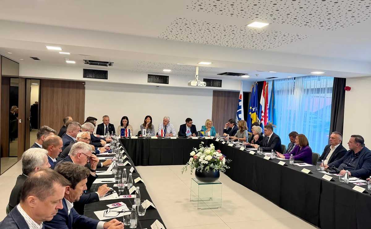 Održan 32. Koordinacijski sastanak HDZ-a BiH u Kreševu / Foto: HDZ BiH