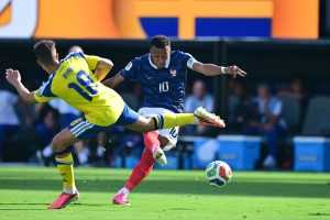 NEZAUSTAVLJIVA FRANCUSKA: Kylian Mbappe i društvo s 3:0 izbacili Švedsku sa SP-a